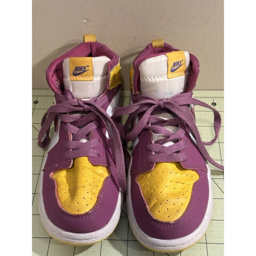 Jordan 1 Retro High OG Brotherhood Size 2.5y‎